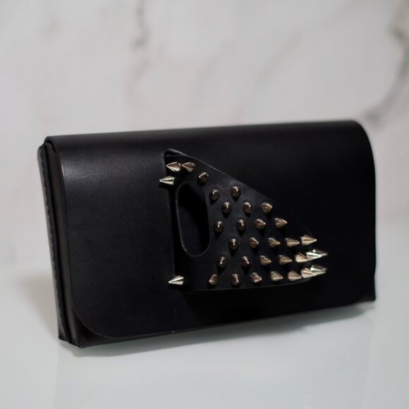 Wearable Clutch with Spike Studded detail - Italian Vachetta Leather - Picture 3 of 15